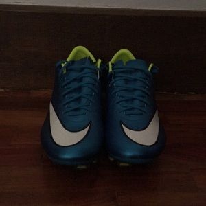 BRAND NEW Nike Women’s Mercurial Soccer Shoes